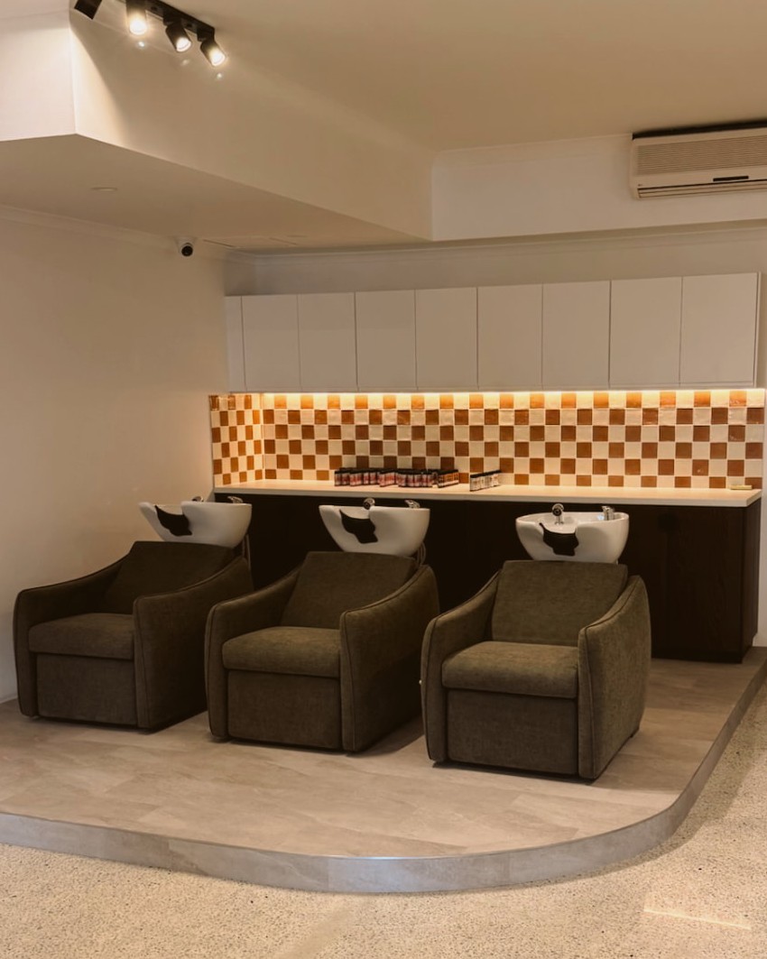 Commercial salon fit-out